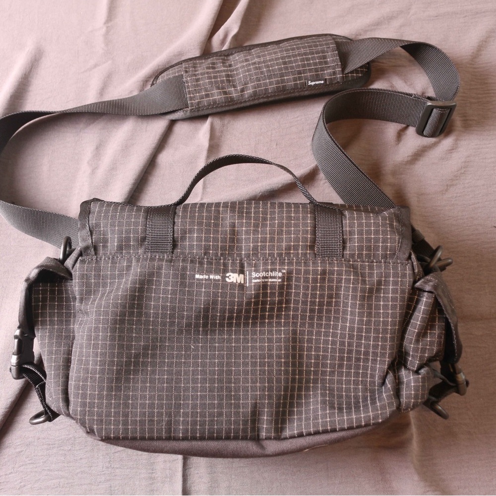 Supreme Mini Duffle Bag - Picture 2 of 7